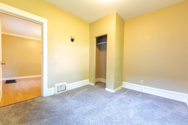 Building Photo - 3511 Snelling Ave