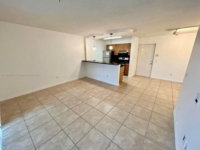 Foto del edificio - 420 S Park Rd