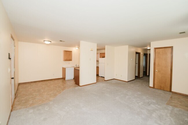 Foto del edificio - Maintenance free 2 bedroom, 1 bath town-ho...