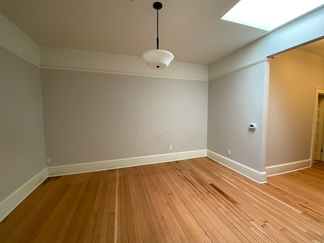 Foto principal - Beautiful 1 bed/1bath apartment in Cottage...