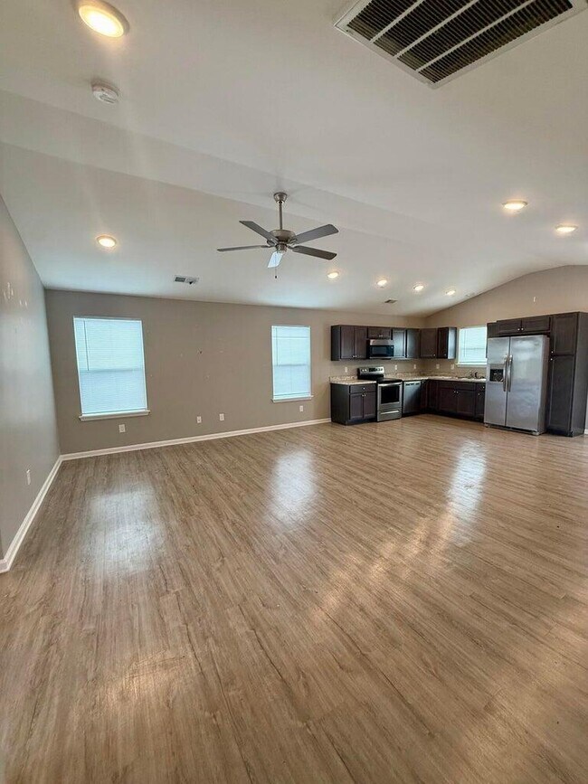 Foto del edificio - 2645 Hailey Rose Way