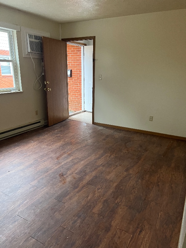 Building Photo - 1935 Tannehill St