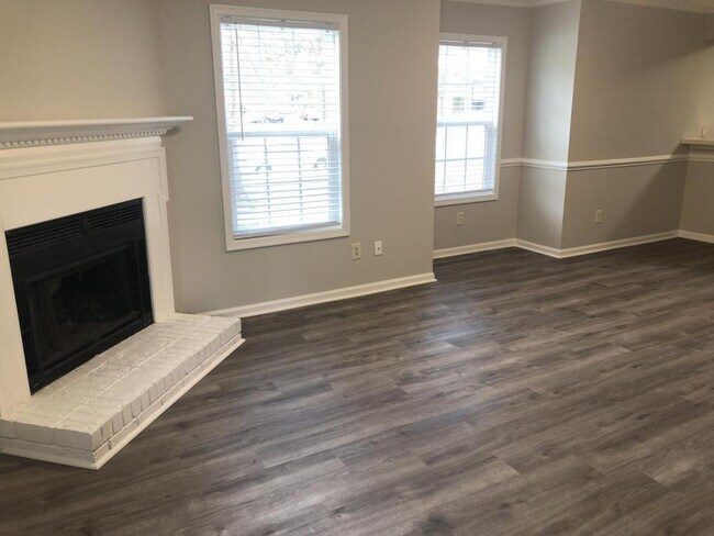 Foto del edificio - 4632 Kilcullen Dr, Unit C