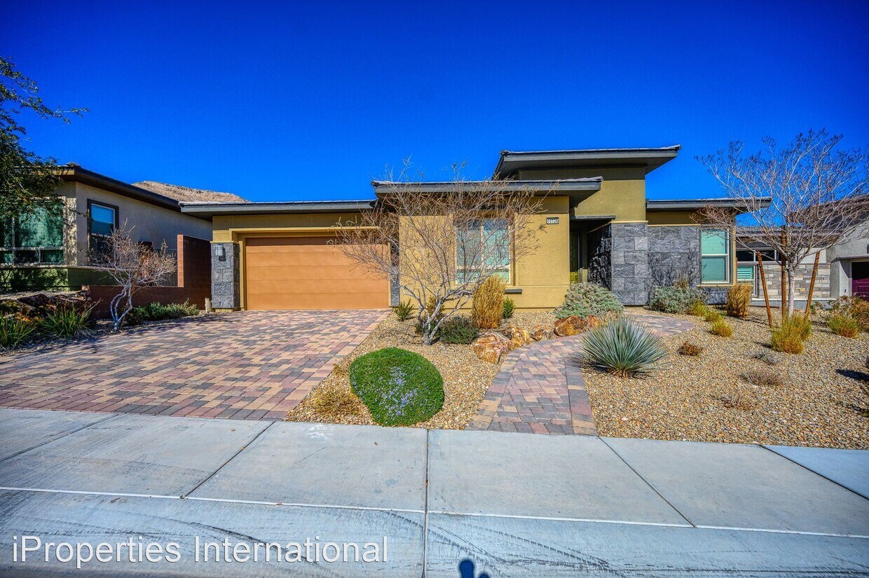 Primary Photo - 2 br, 2 bath House - 10126 Regency Square Ave