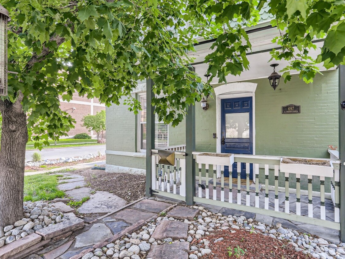 Charming Home in Denver, CO - 3 Bedroom, 2 Bathroom - Charming Home in Denver, CO - 3 Bedroom, 2 Bathroom