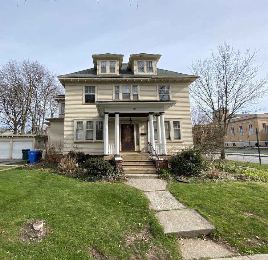 90 Aberdeen St, Rochester, NY 14619 Townhome Rentals in Rochester NY