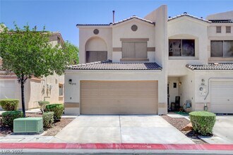 Building Photo - 3290 Dragon Fly St