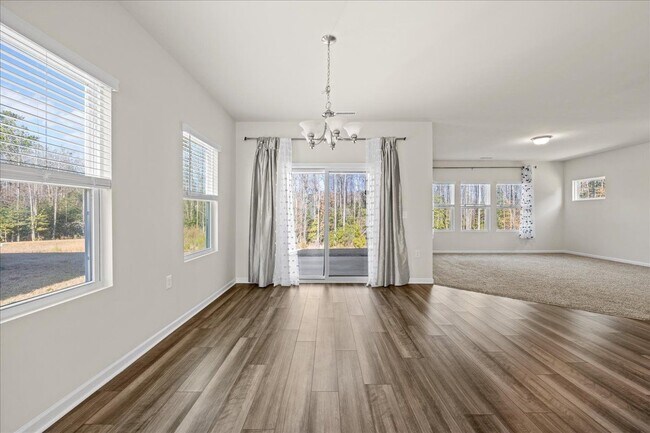 Building Photo - 149 Wilbur Lake Dr