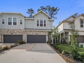 Building Photo - 674 Royal Arch Dr