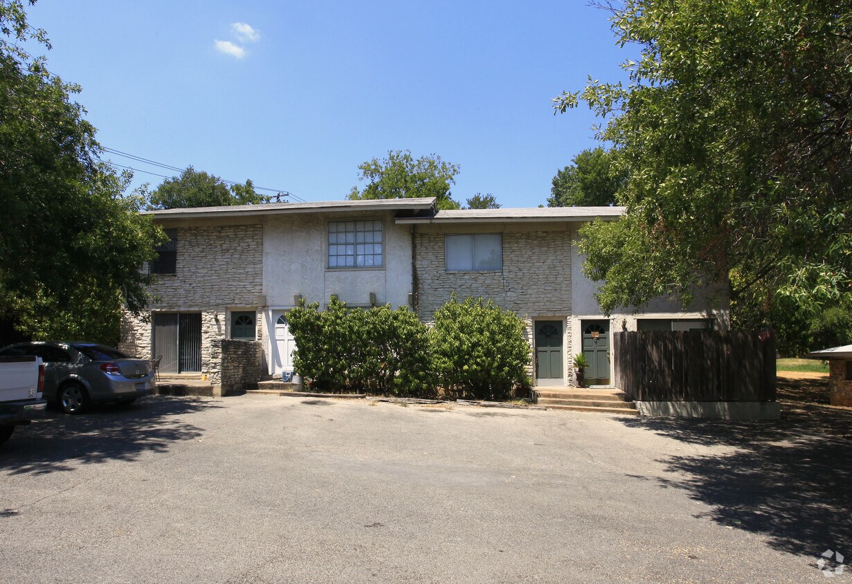 Foto del edificio - 100-104 Bulian Ln