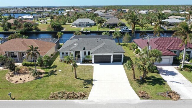 Foto del edificio - 4129 Flamingo Blvd