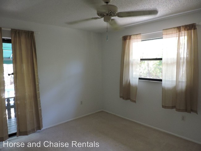 Building Photo - 4910 Lemon Bay Dr