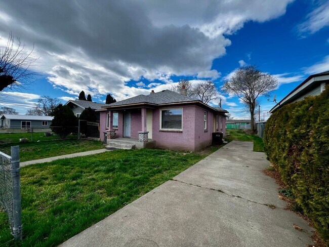 Foto del edificio - C914