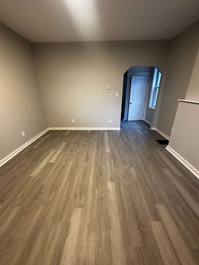 Foto del edificio - 117-119 Copperfield Ave