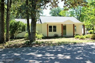 Building Photo - 275 Piney Ln
