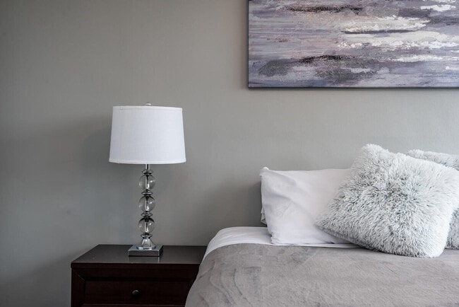 Building Photo - 215 Piedmont Ave NE