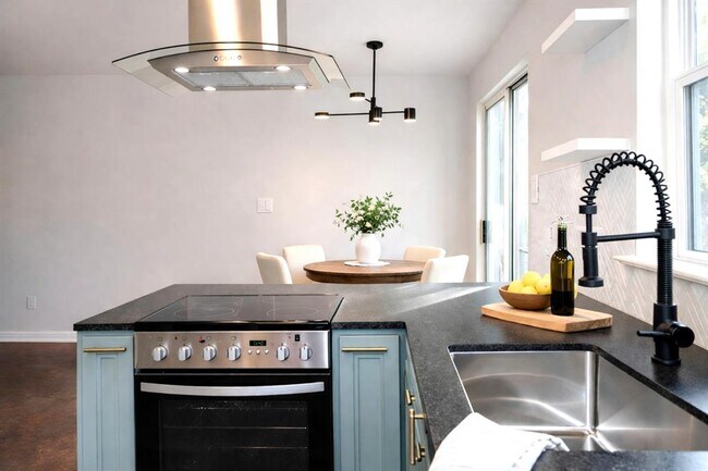 Foto del edificio - 7206 Meador Ave