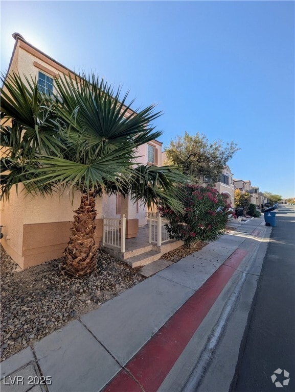 Building Photo - 10344 Perfect Parsley St