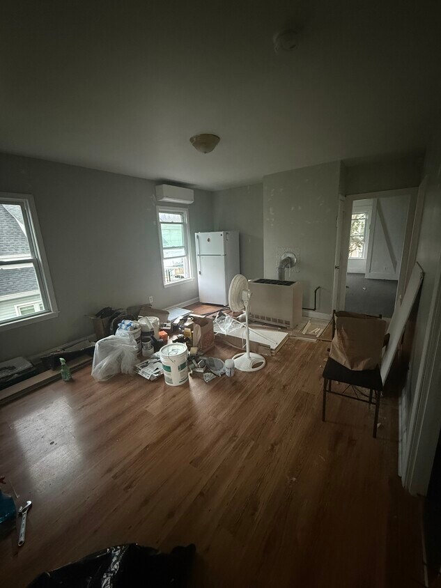 Foto principal - 119 Division St