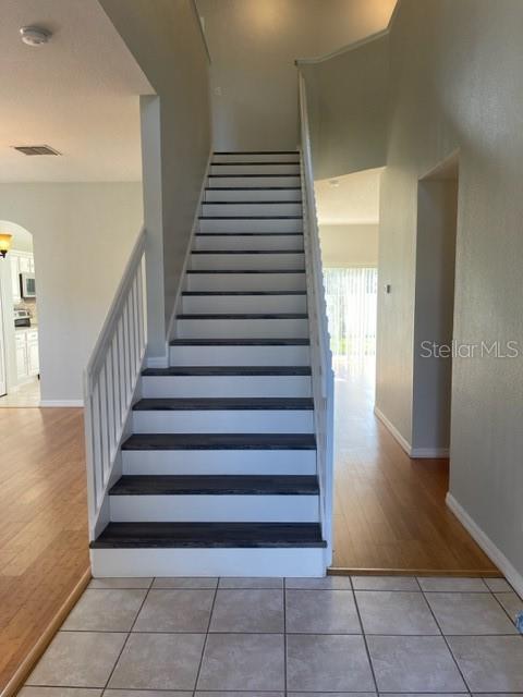 Building Photo - 2632 Lakemoor Dr