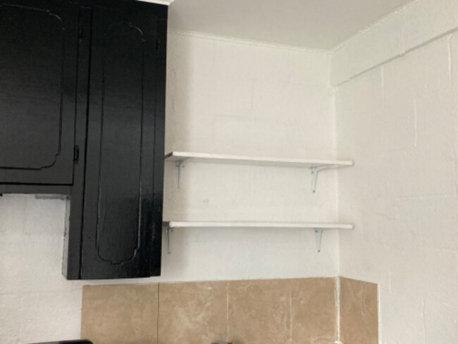 Foto del edificio - 906 E Lucas Ave