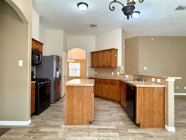 Foto del edificio - 10022 Driftwood Park Dr