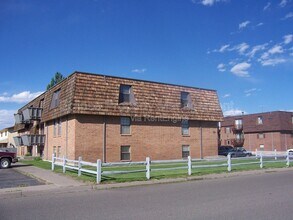 Building Photo - 2211 Vigil Way