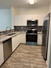 Building Photo - 2217 SE 23rd Ave