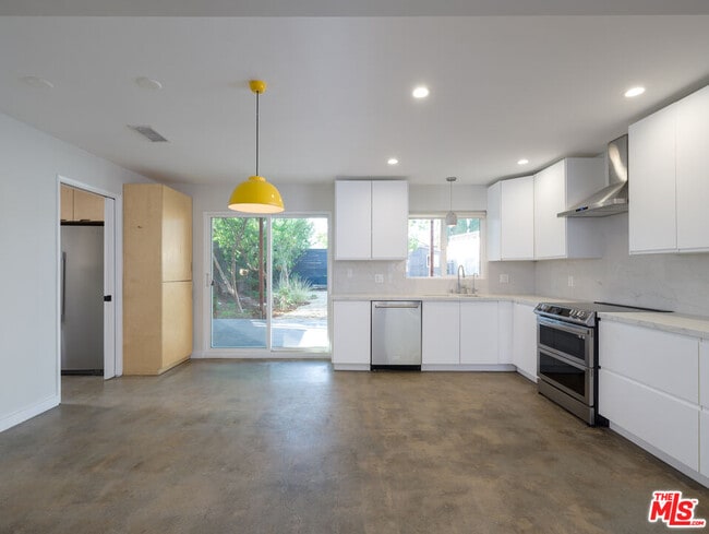 Foto del edificio - 2933 Acresite St