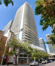 Building Photo - 1100 S Miami Ave