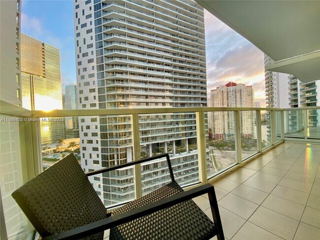 Foto del edificio - 218 SE 14th St