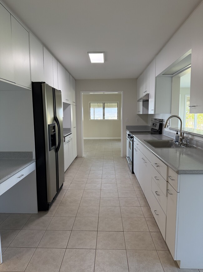 Building Photo - 98-1211-1211 Mahipua St