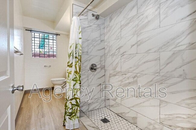 Foto del edificio - 1438 Liliha St