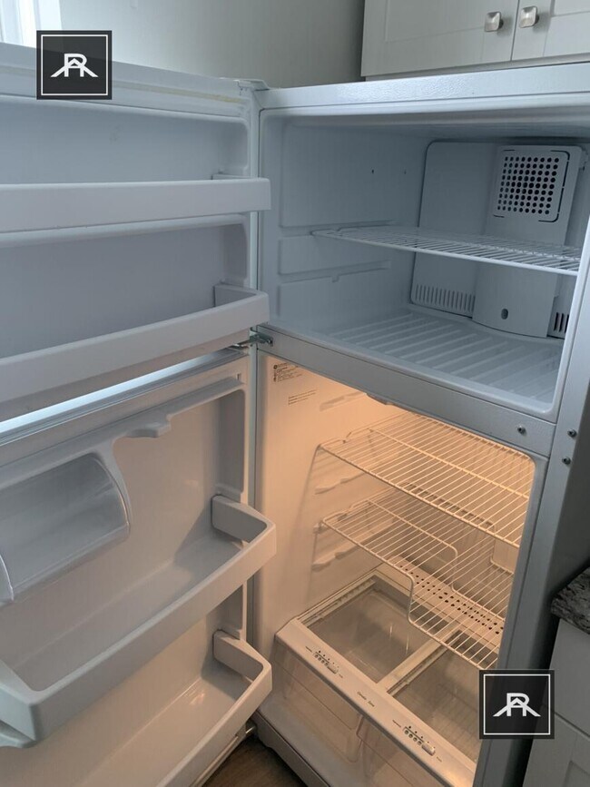 Photo - 5 bedroom in Allston MA 02134 Apartment