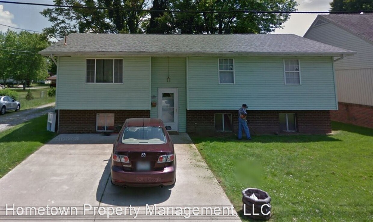 3 br, 2 bath House 501 1/2 Caroline Ave. House Rental in