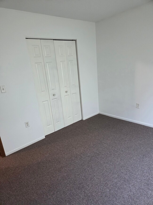 Foto del edificio - 1716 E 80th St