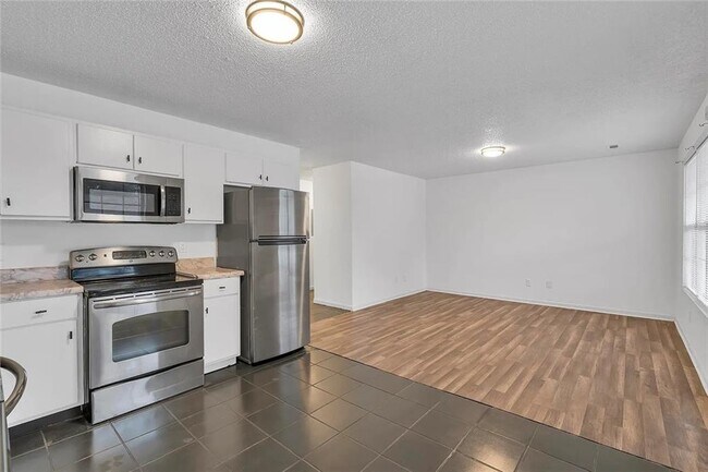 Building Photo - 113 Premiere Ct