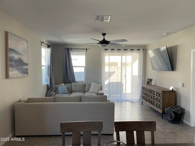 Building Photo - 17376 W Paraiso Ln