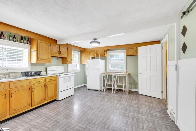 Foto del edificio - 603 Old Hunts Bridge Rd