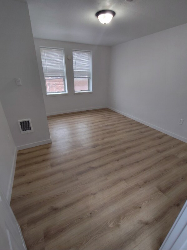 Foto del edificio - 269 NW Chehalis Ave