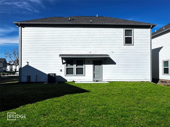 Building Photo - 118 Pecan Ln