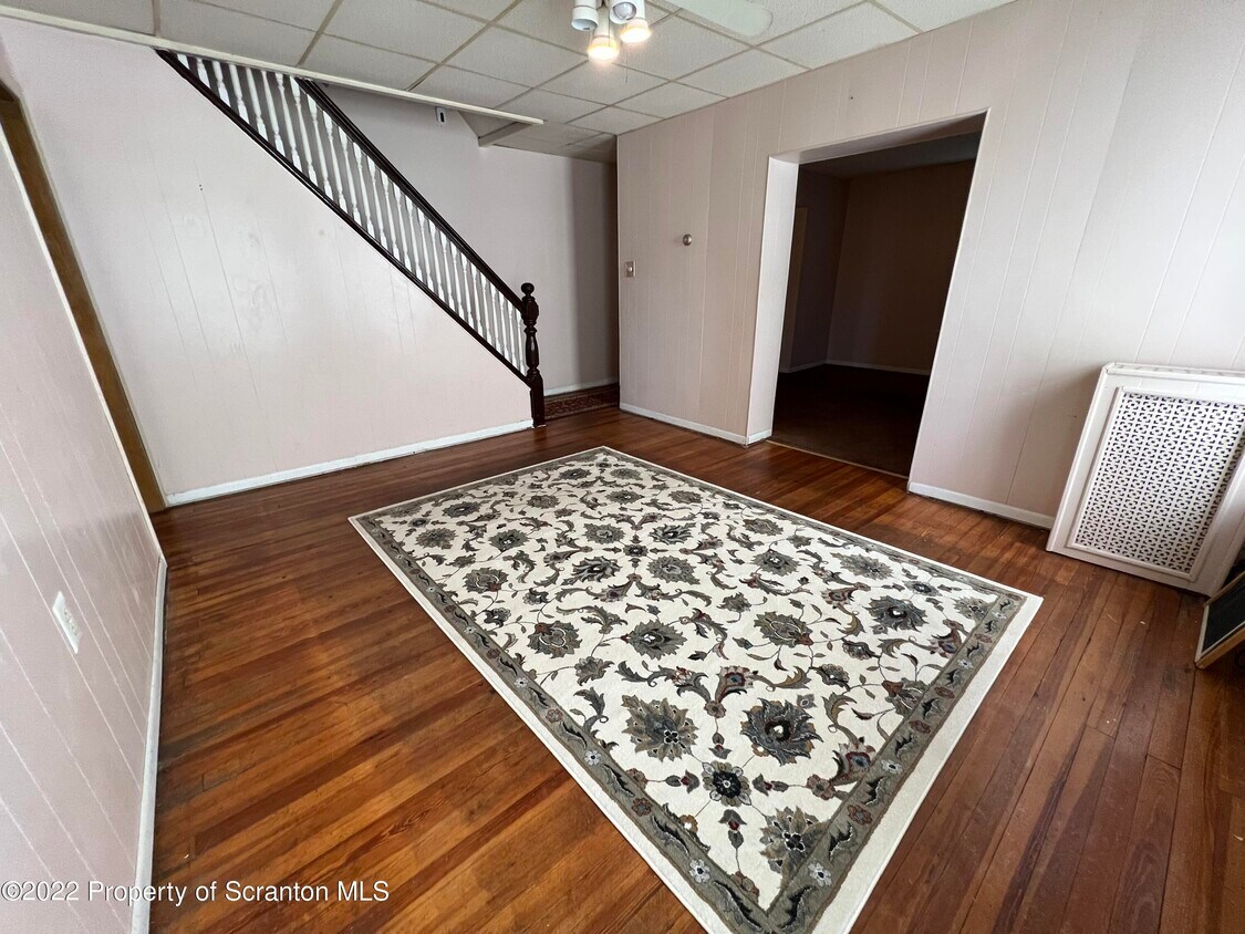 608 Taylor Ave, Scranton, PA 18510 Room for Rent in Scranton, PA