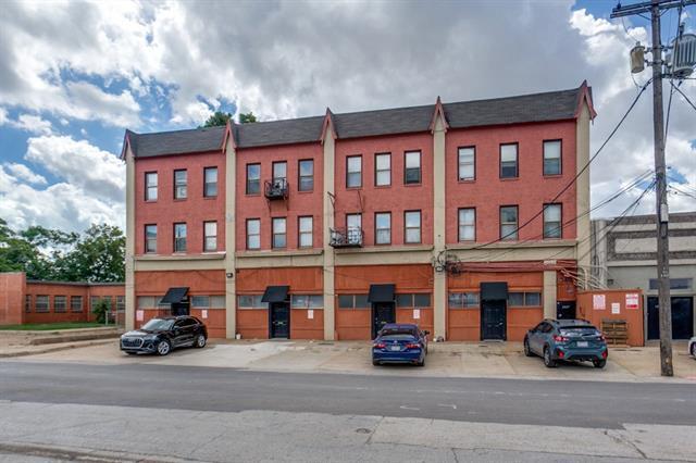 Building Photo - 2007 S Ervay St