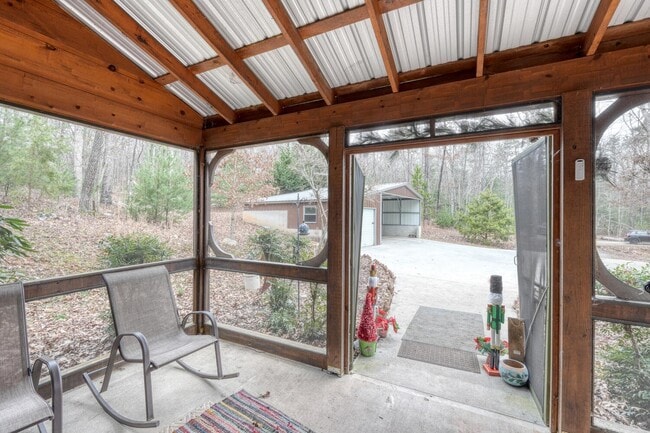 Foto del edificio - 88 Steelaway Ln