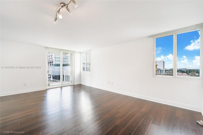 Foto del edificio - 850 N Miami Ave