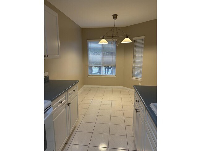 Photo du bâtiment - 15550-15526 26 Ave