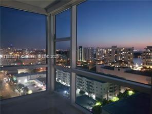 Foto del edificio - 6801 Collins Ave