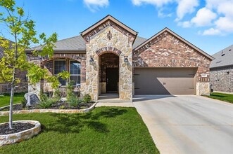 Building Photo - 10317 Geode St