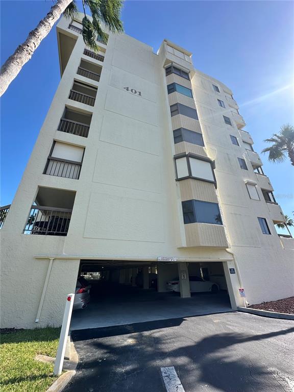 Foto del edificio - 401 150th Ave