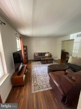 Building Photo - 838 Chestnut Tree Dr
